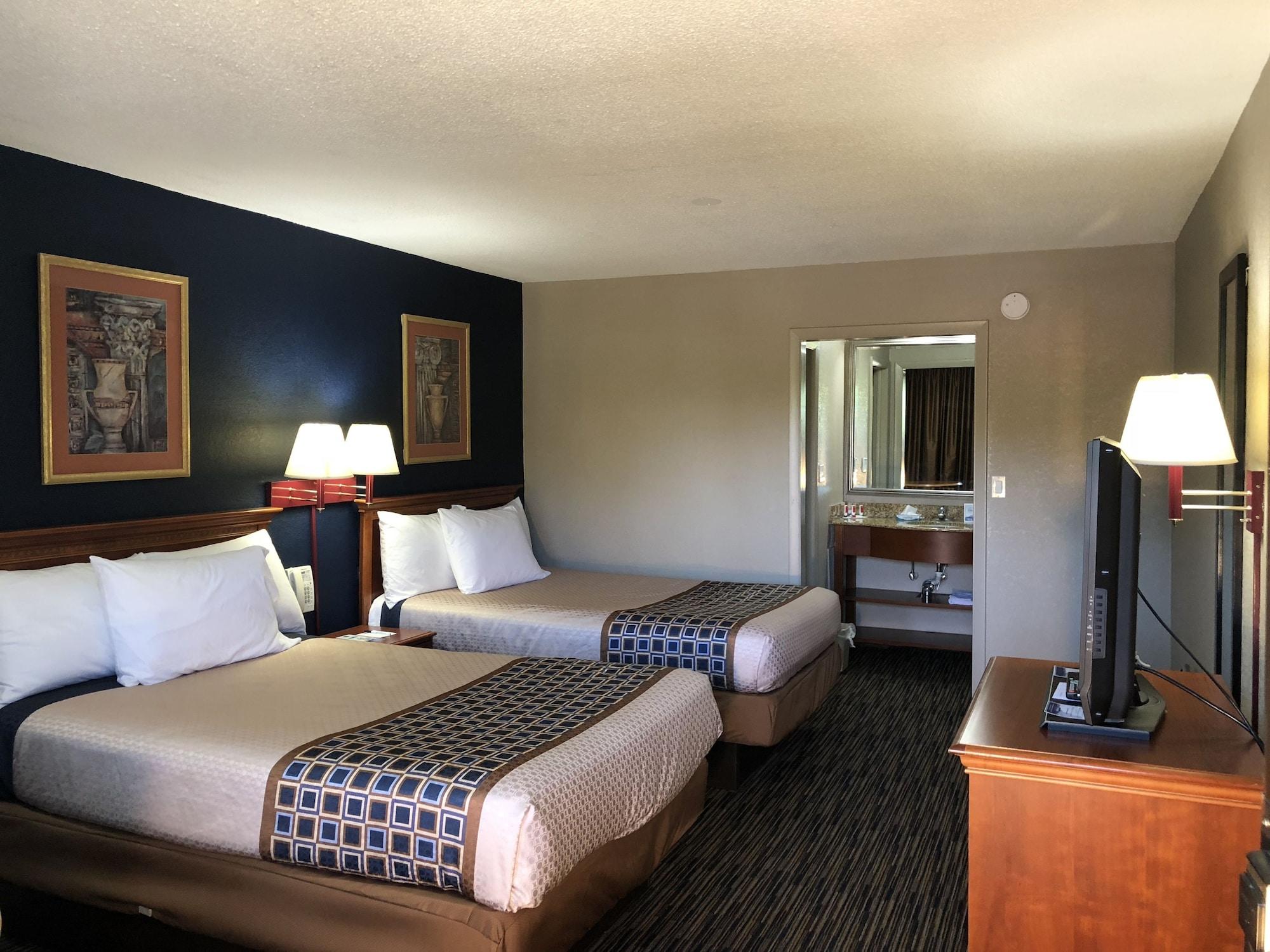 Travelodge By Wyndham Williamsburg Colonial Area Exterior photo