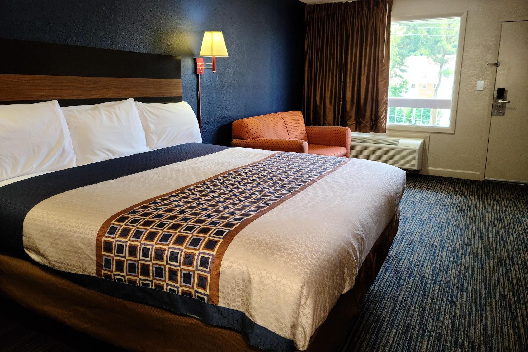 Travelodge By Wyndham Williamsburg Colonial Area Exterior photo